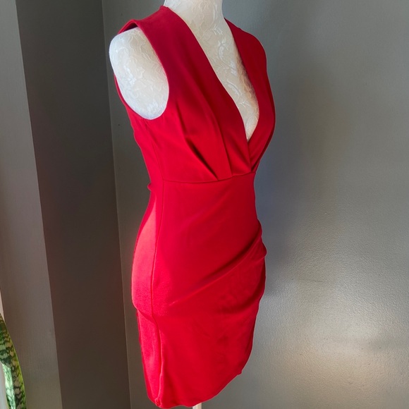 Lulu’s Red V-Neck Mini Dress ❤️ - Picture 2 of 7
